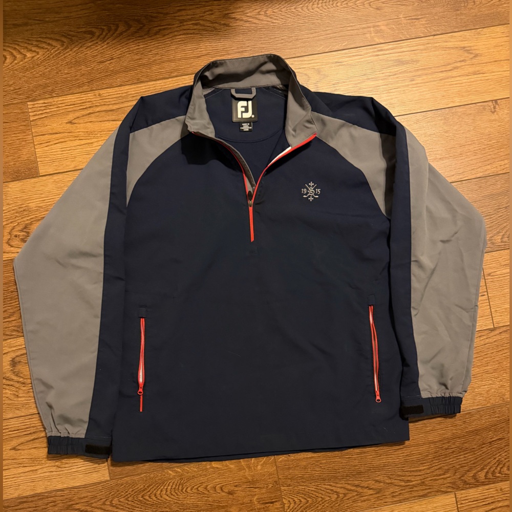 FootJoy Golf Navy Pullover with Gray Collar and Red Zip Accents Quarter zip Lg